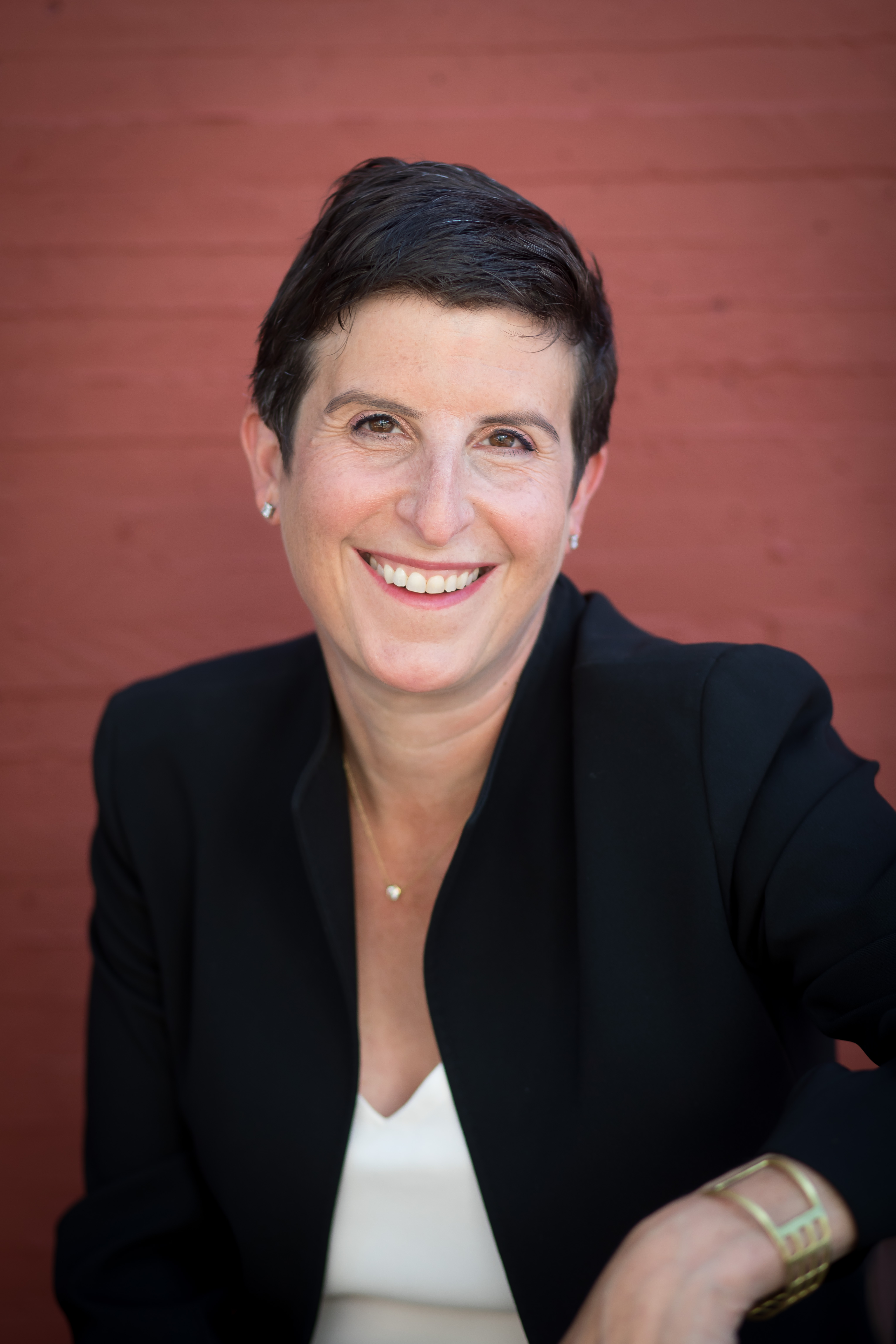 Lisa Fain Photo 